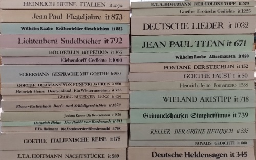 Insel taschenbuch klassiker. LOTTO Costituito da 33 volumi: