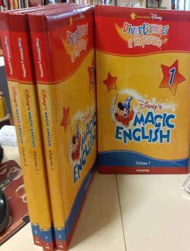 -- - Divertiamoci a imparare. Disney's Magic English. Unit 1-26. Ogni volume di questo corso co