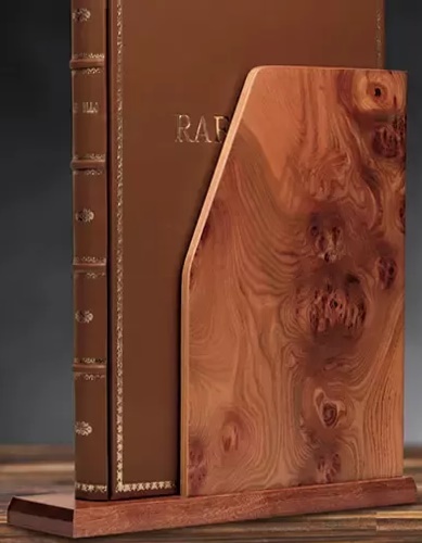 Raffaello Sanzio. Il principe dell'arte al di sopra del cielo.