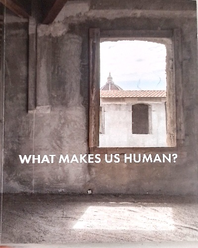 9791256990320-What makes us human?