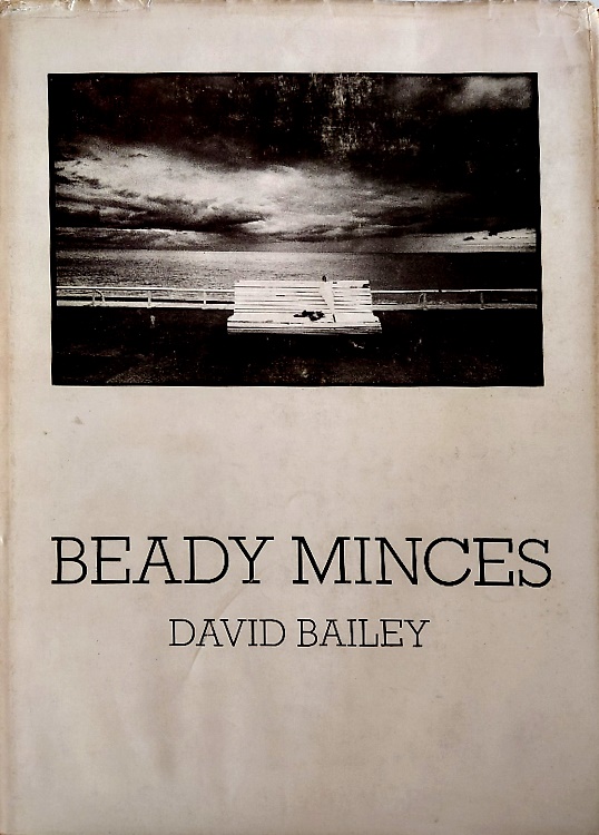 9780903811026-Beady Minces.
