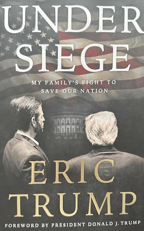 9781668205877-Under Siege. My Family's fight to save our nation.