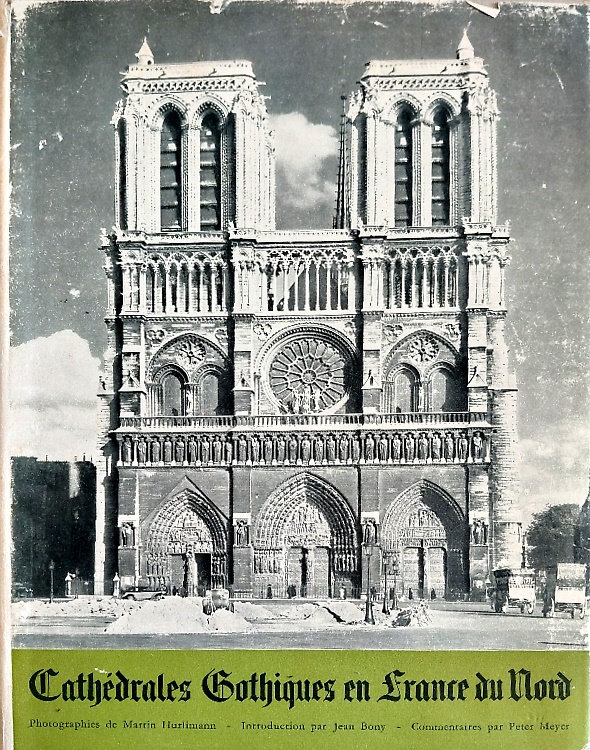 Cathedrales gothiques en France du Nord.