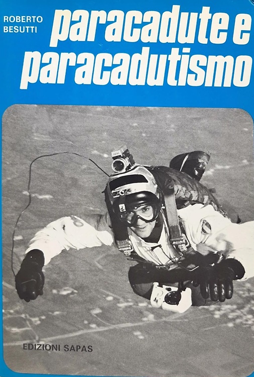 Paracadute e paracadutismo.
